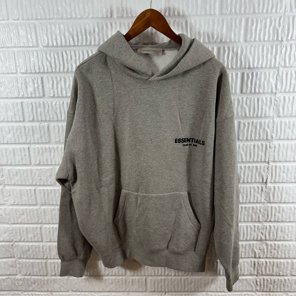 Fear Of God Essentials Stretch Limo Black Pullover Hoodie Men’s NWT - Picture 2 of 16